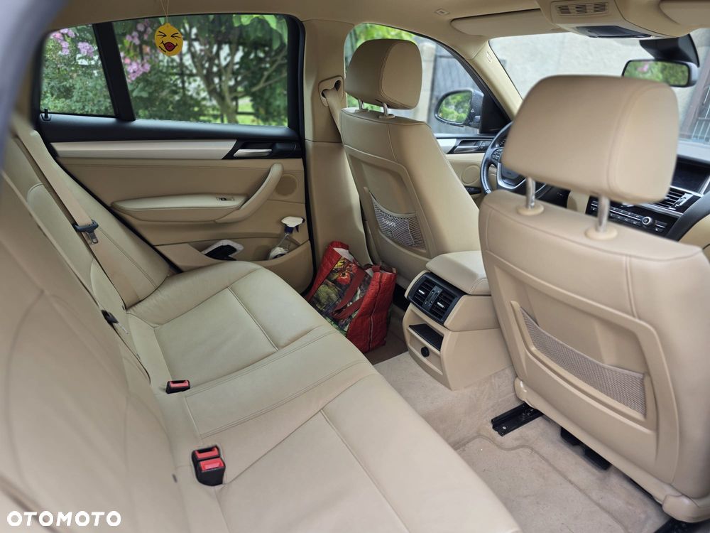 BMW X4 xDrive20i Advantage - 5