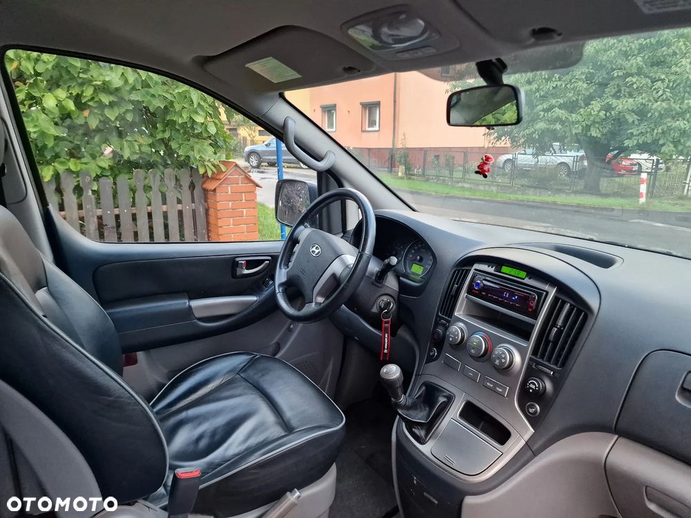 Hyundai H-1 2.5 CRDi Premium - 15