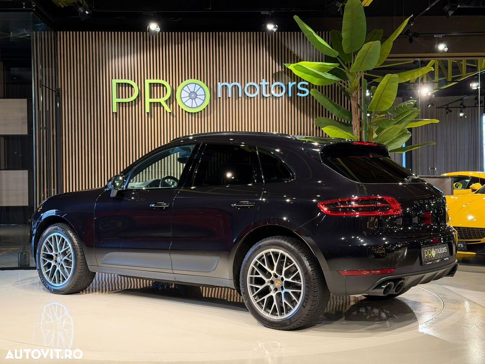 Porsche Macan Standard - 15