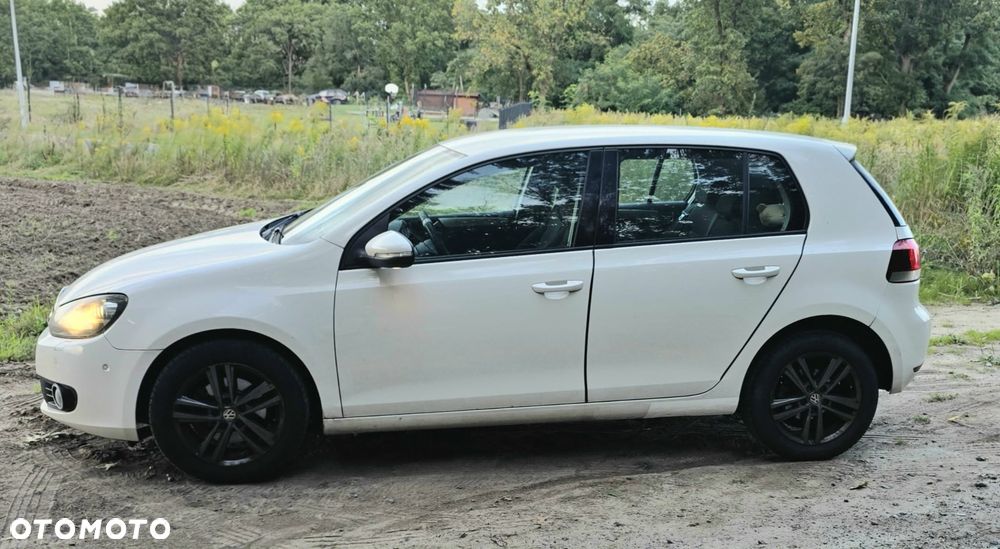 Volkswagen Golf 1.6 TDI Highline DSG - 4
