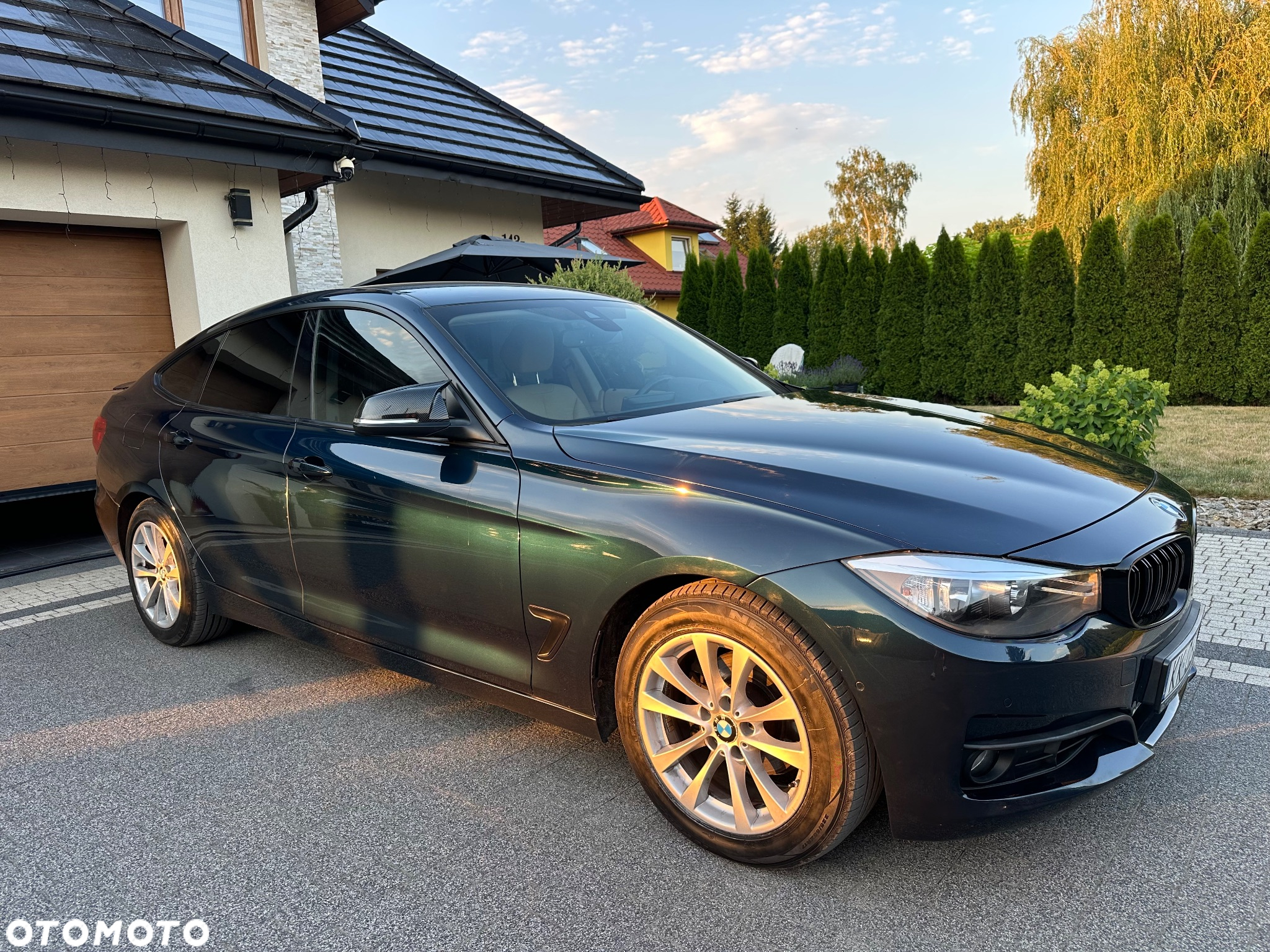 BMW 3GT 320i xDrive GT Sport-Aut Luxury Line - 7