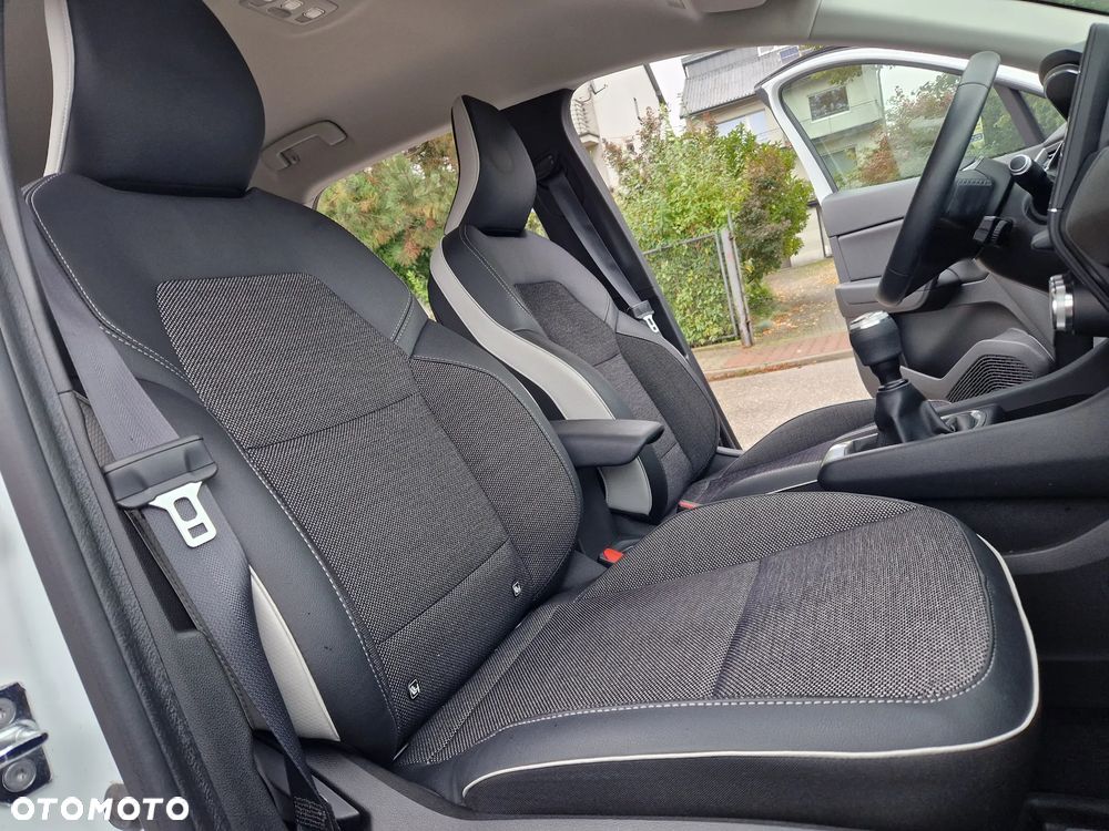 Renault Captur ver-1-0-tce-intens - 31