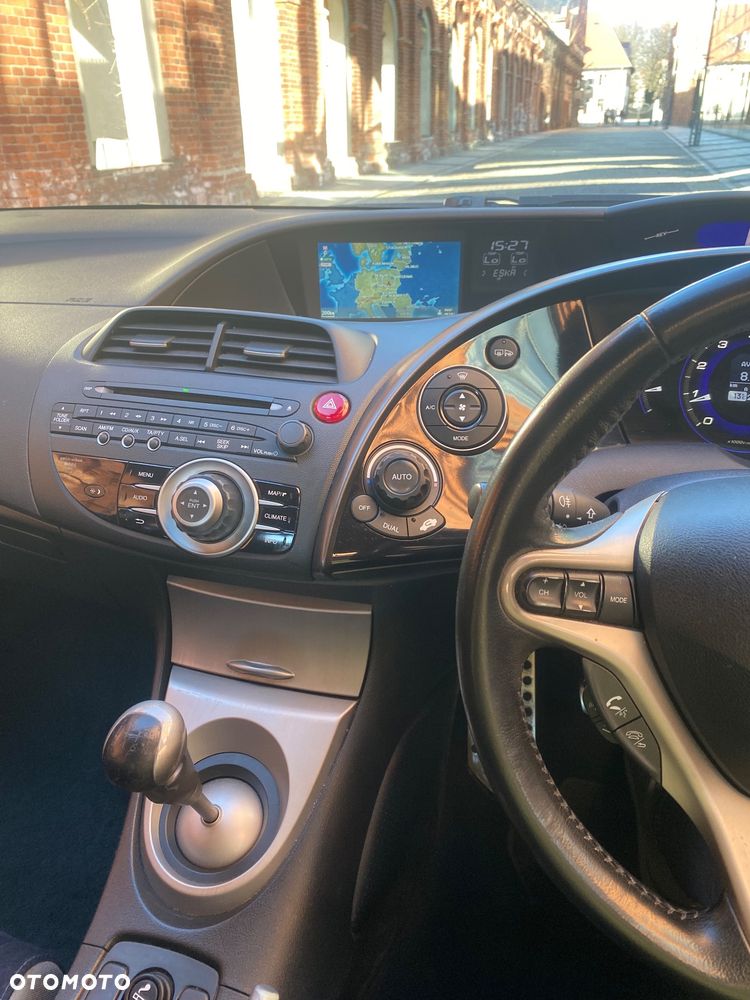 Honda Civic 1.8 Executive - 8