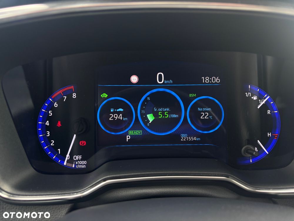 Toyota Corolla 2.0 Hybrid Executive - 18