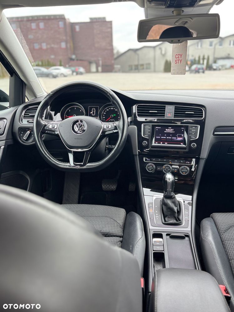 Volkswagen Golf 2.0 BlueTDI DSG Comfortline - 8