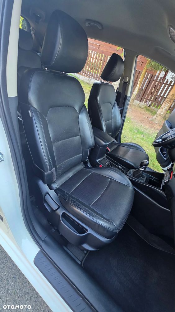 Kia Carens 1.7 CRDi Spirit - 35