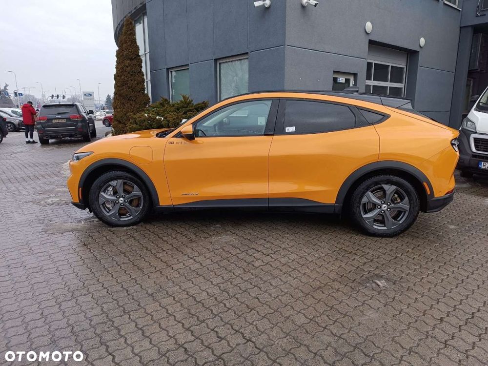 Ford Mustang Mach-E - 10