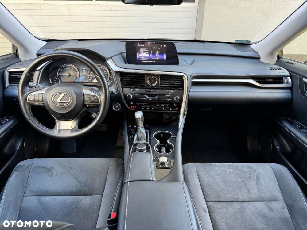 Lexus RX - 6