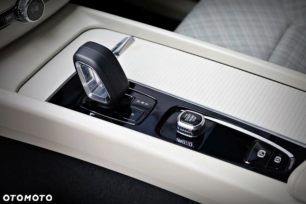 Volvo XC 60 - 31