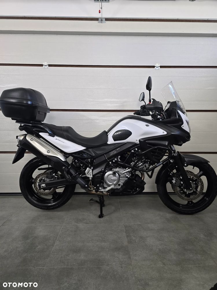 Suzuki V-STROM - 1