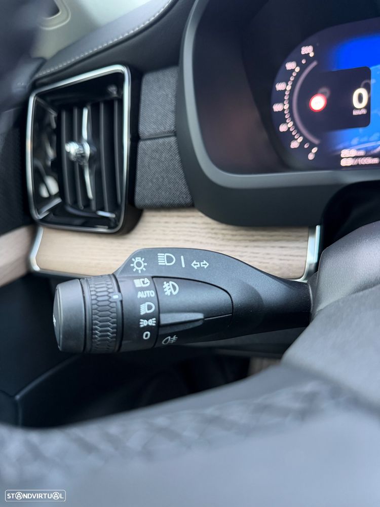 Volvo XC 90 2.0 T8 PHEV Plus Dark AWD - 55