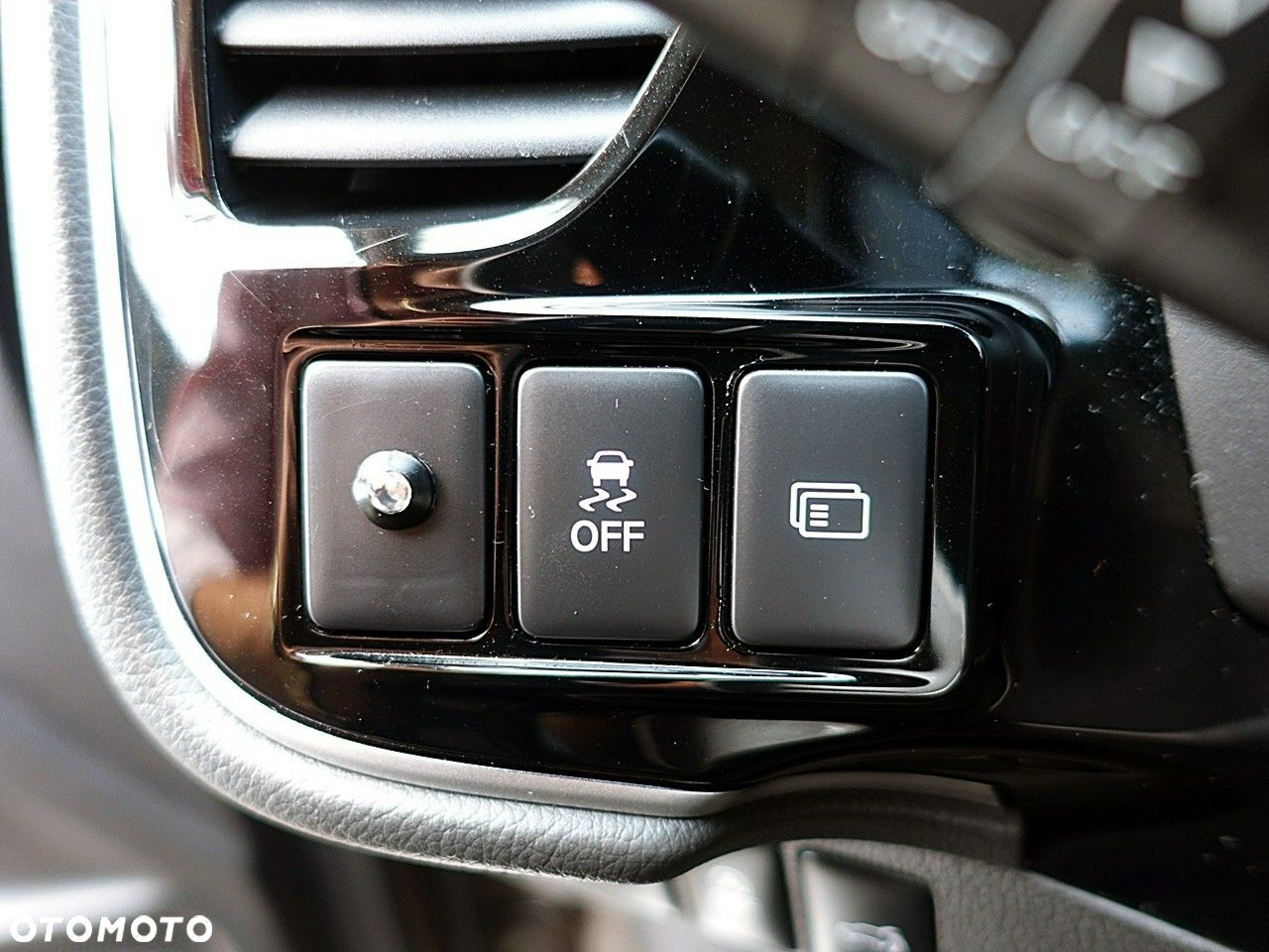 Mitsubishi Outlander - 20