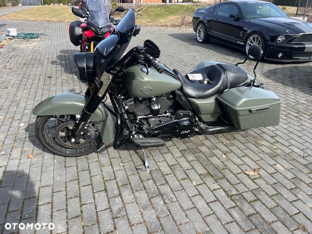 Harley-Davidson Touring Road King - 1