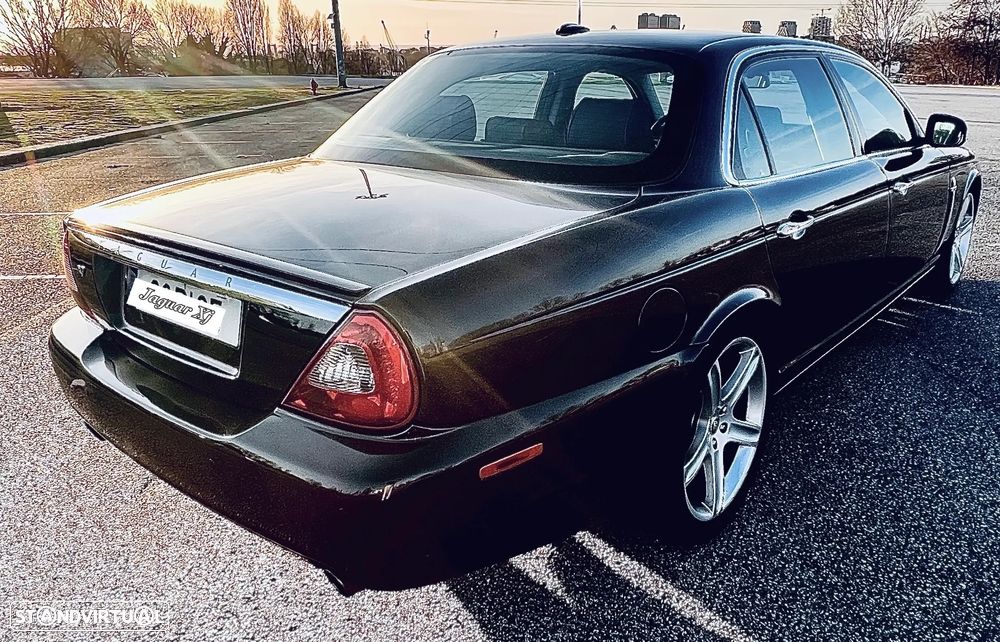 Jaguar XJ XJ6 2.7 Twin Turbo (LWB) Sovereign - 8