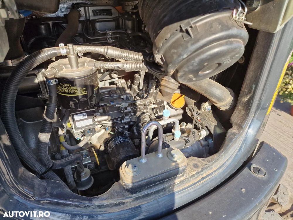 Hitachi ZX33U-6, Masa operationala 3,7t, 2023/10, 1.040h, CUPLA RAPIDA HIDRAULICA, cupa ingusta NOUA, cupa lata NOUA, capa taluz NOUA, inst picon, Aer cond, Antifurt, Lama nivelare, senile 80% ok, Ad sapare 3,5m, posibilitate leasing 4 ani-PROMOTIE 37.900EUR - 33
