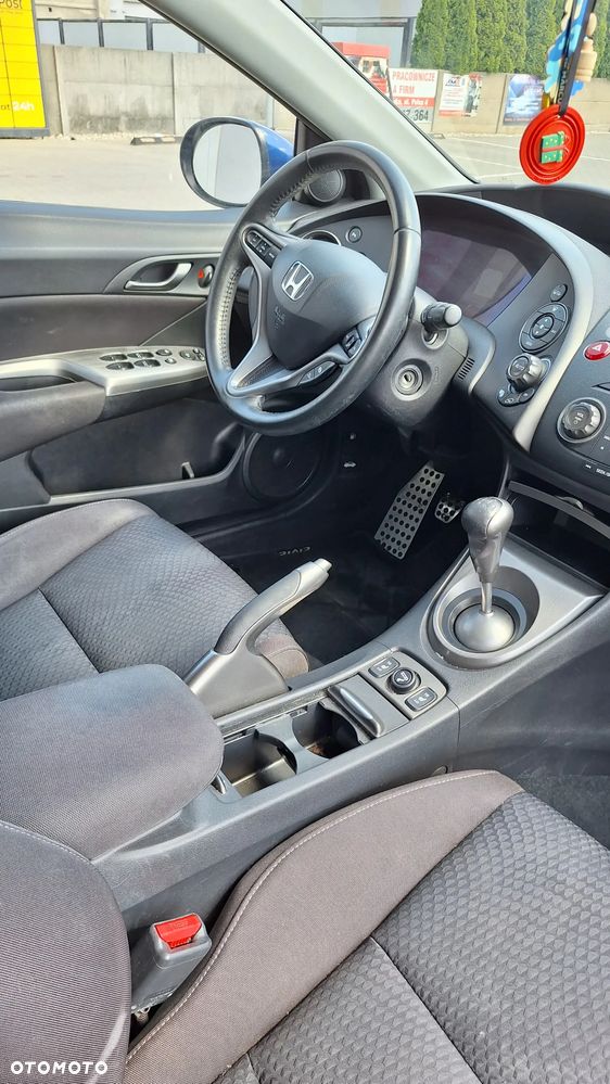 Honda Civic 1.8 Sport - 12