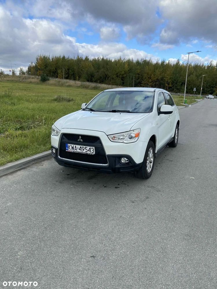 Mitsubishi ASX - 5