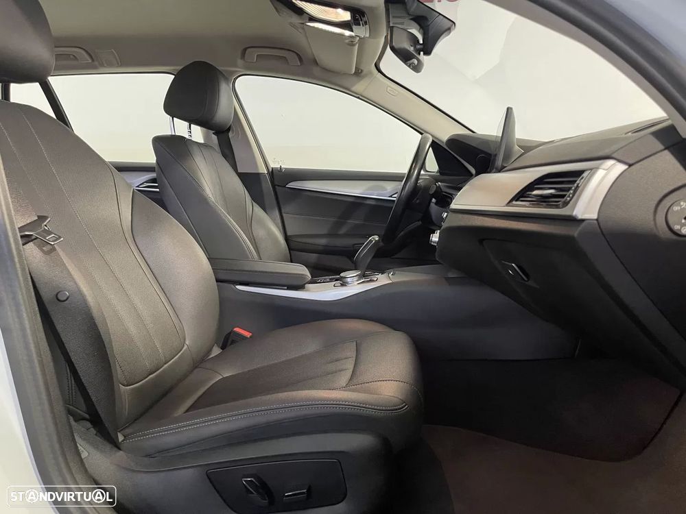 BMW 520 d Auto - 17