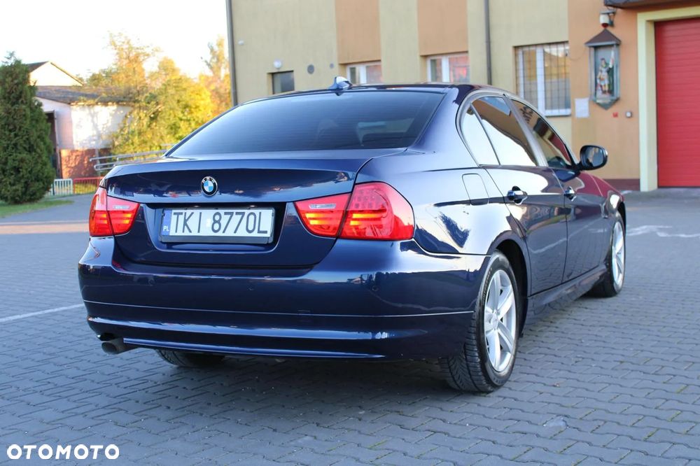 BMW Seria 3 318d - 5