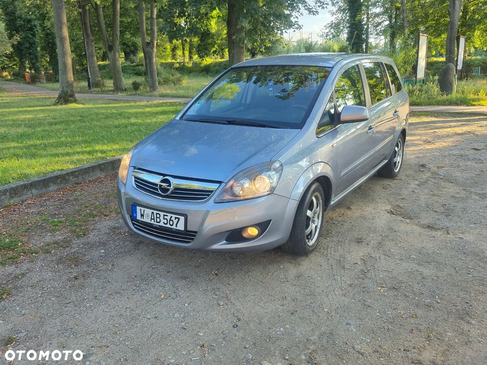 Opel Zafira - 3