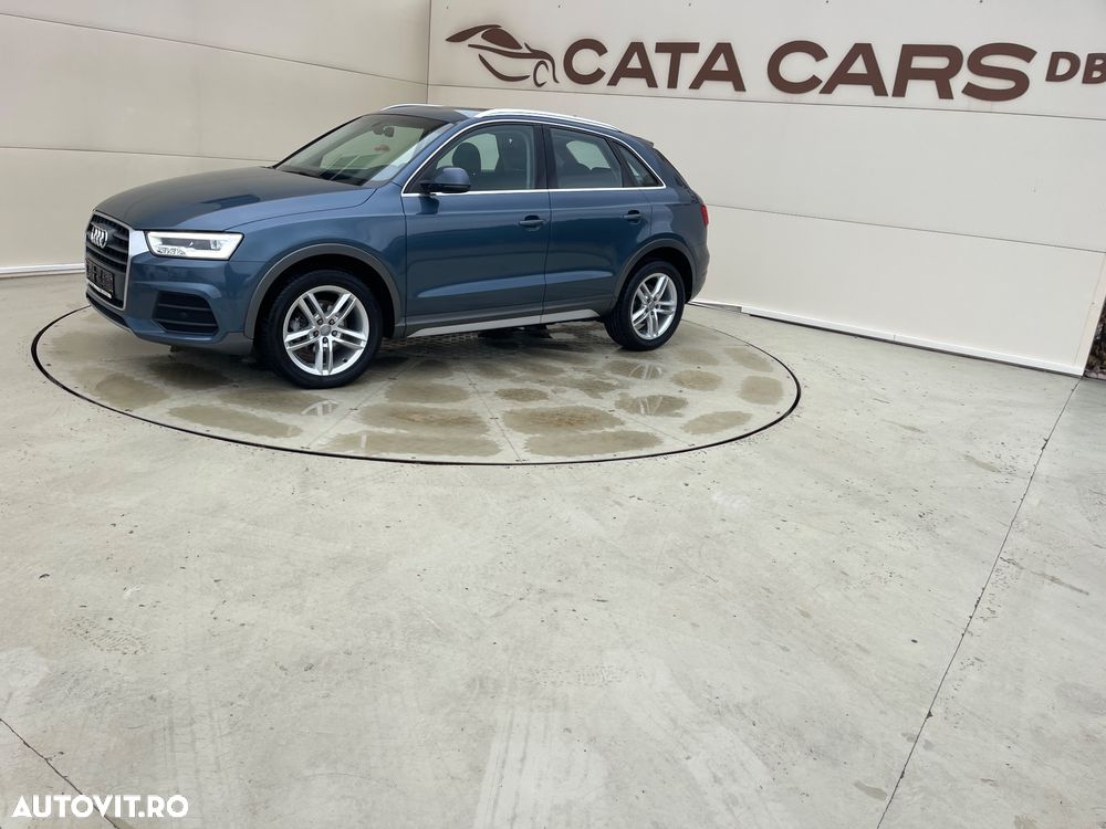 Audi Q3 2.0 TDI Quattro Stronic Design - 6