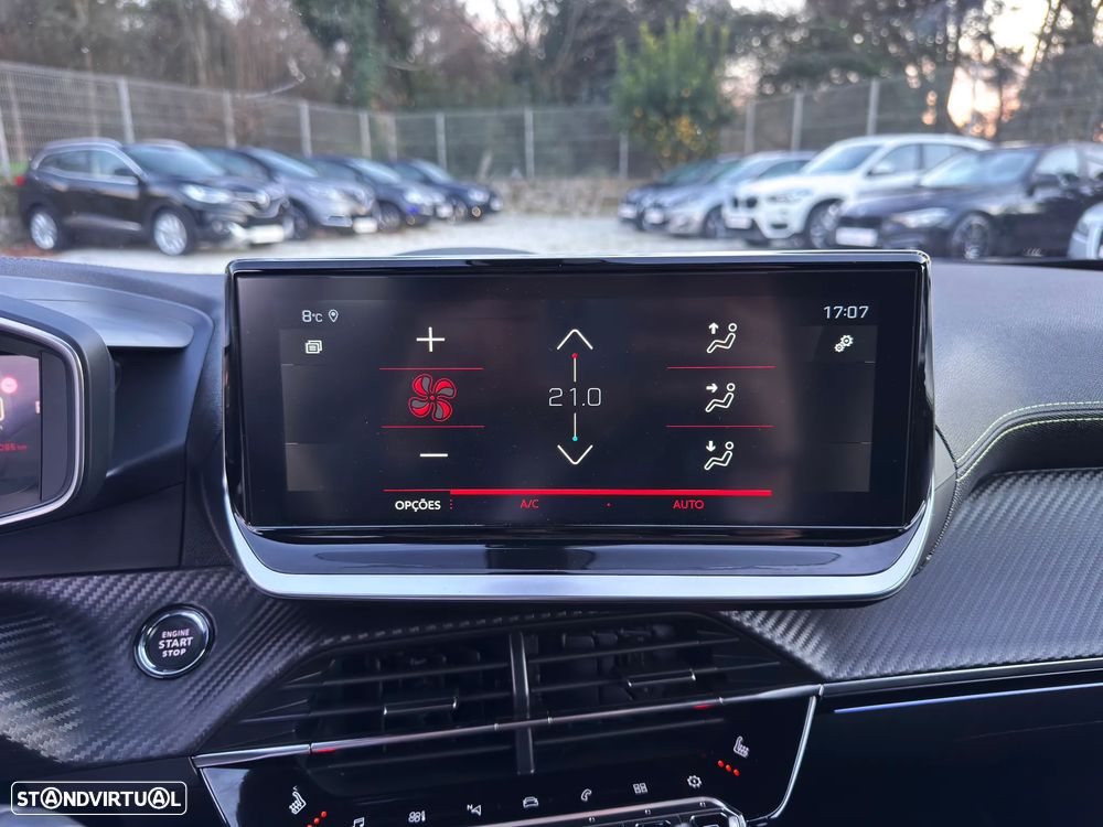 Peugeot 2008 1.2 PureTech GT Pack EAT8 - 30