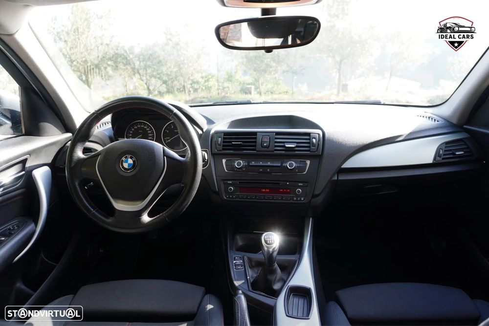 BMW 118 d Sport Line - 4