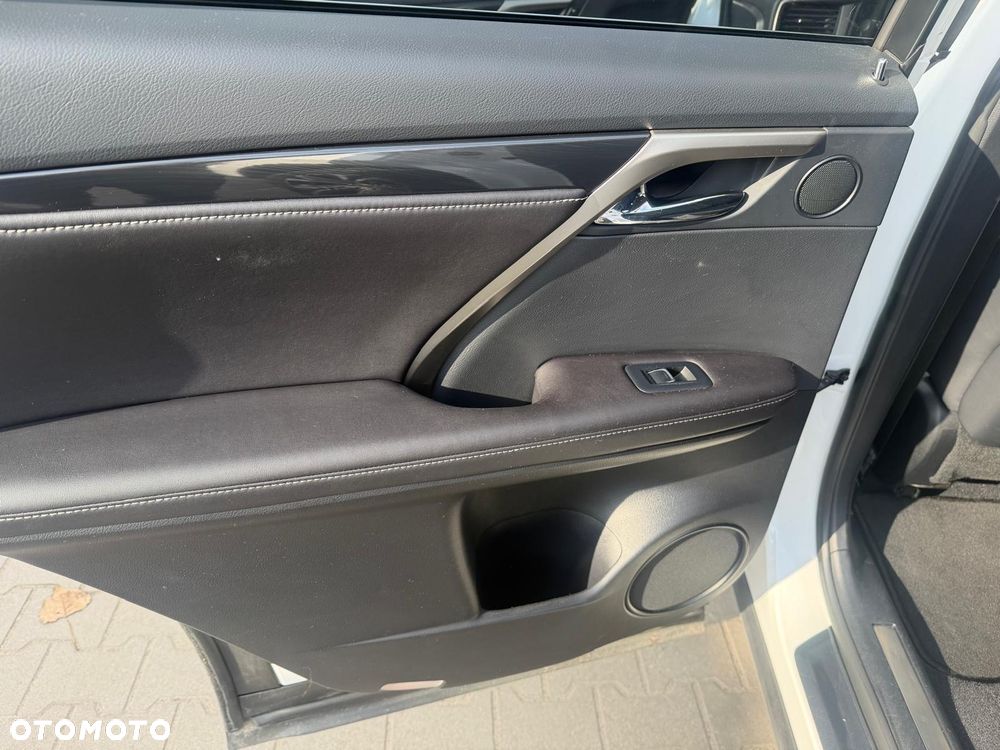 Lexus RX - 17
