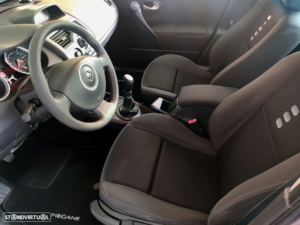 Renault Mégane 1.5 dCi Extreme - 10
