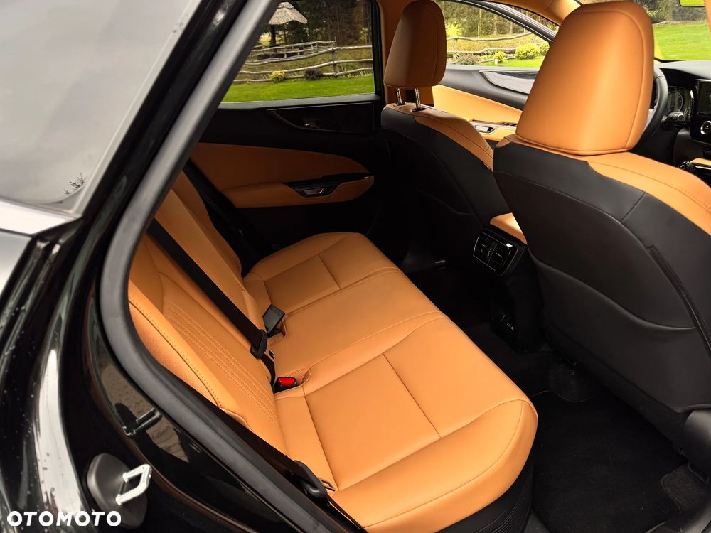 Lexus NX 350h Prestige 2WD - 9