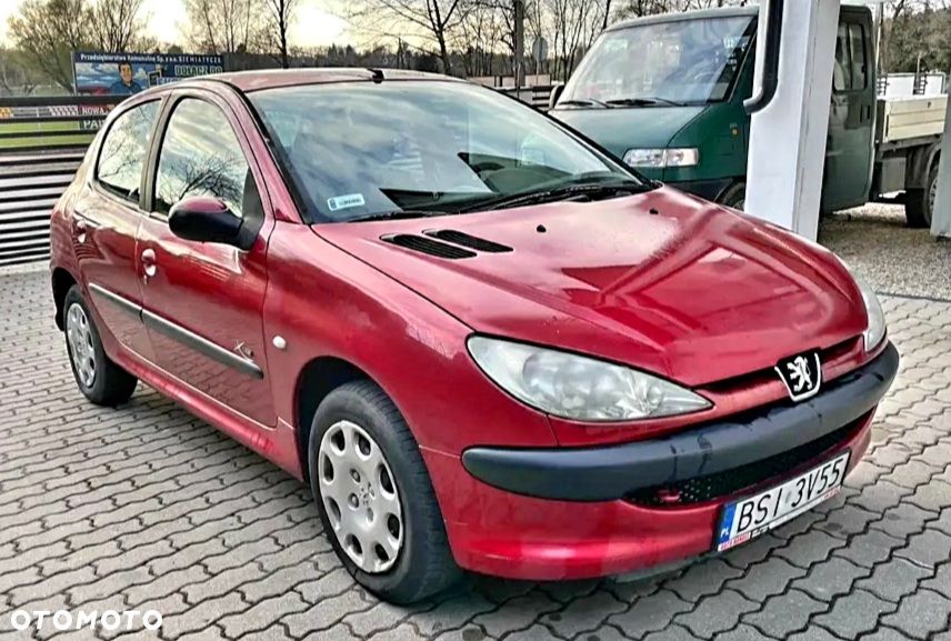 Peugeot 206 - 1