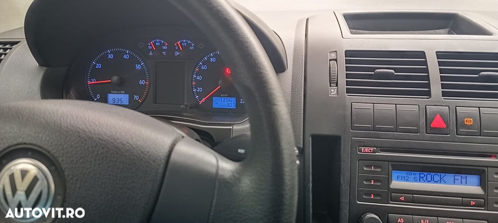 Volkswagen Polo 1.2 Attractive - 3