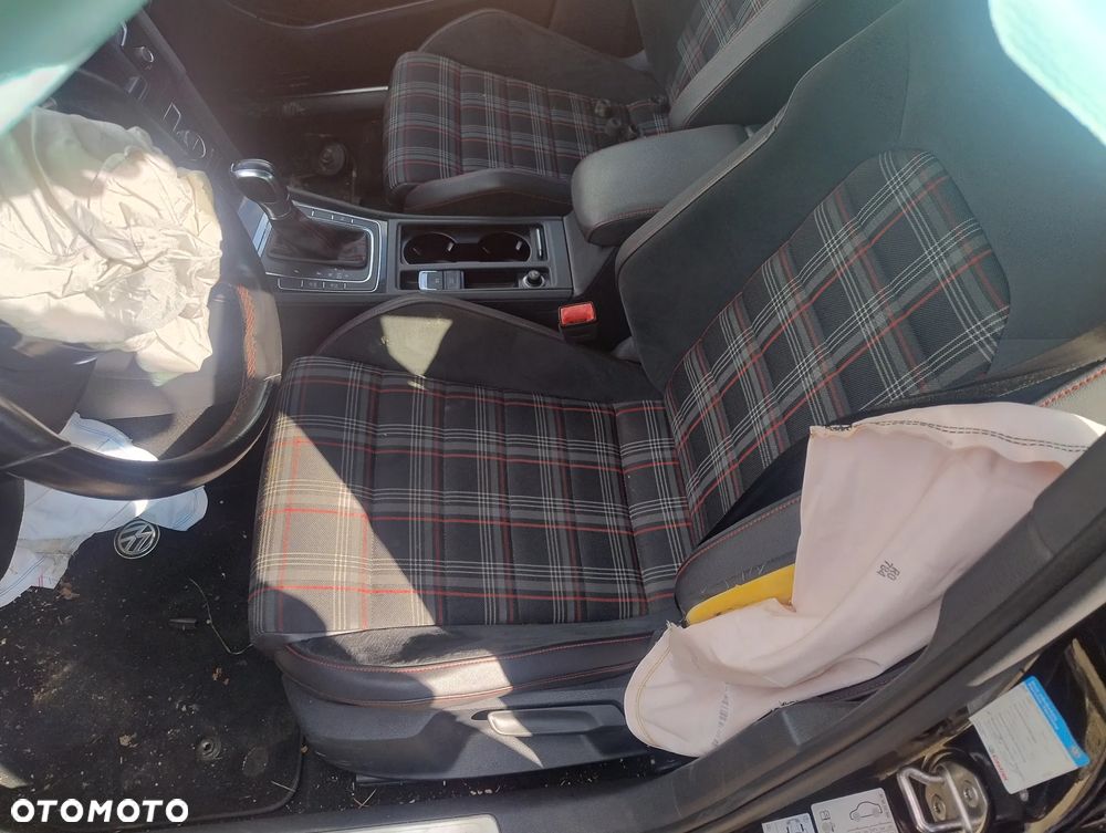 Volkswagen Golf VII 2.0 TSI BMT GTI Performance DSG - 13