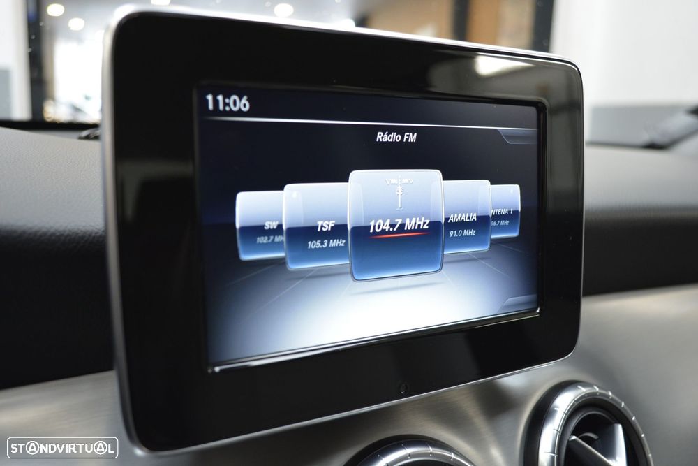 Mercedes-Benz CLA 200 CDI Urban - 25