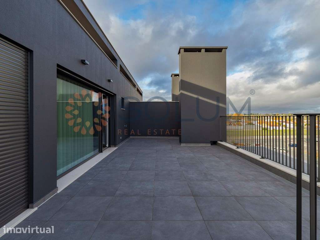 Duplex T2 novo com 2 terraços - Montijo - Grande imagem: 2/31