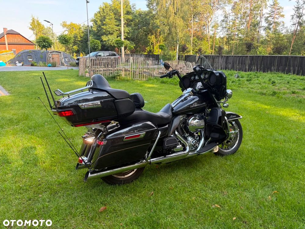 Harley-Davidson Electra - 12
