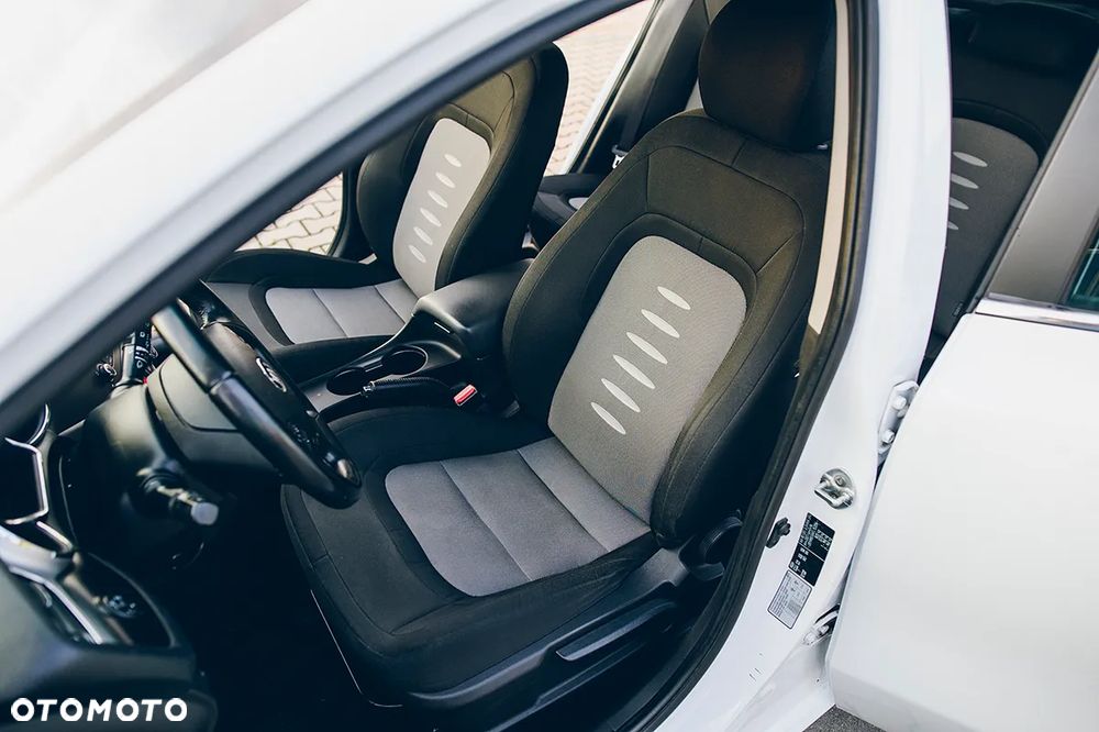 Kia Ceed - 17