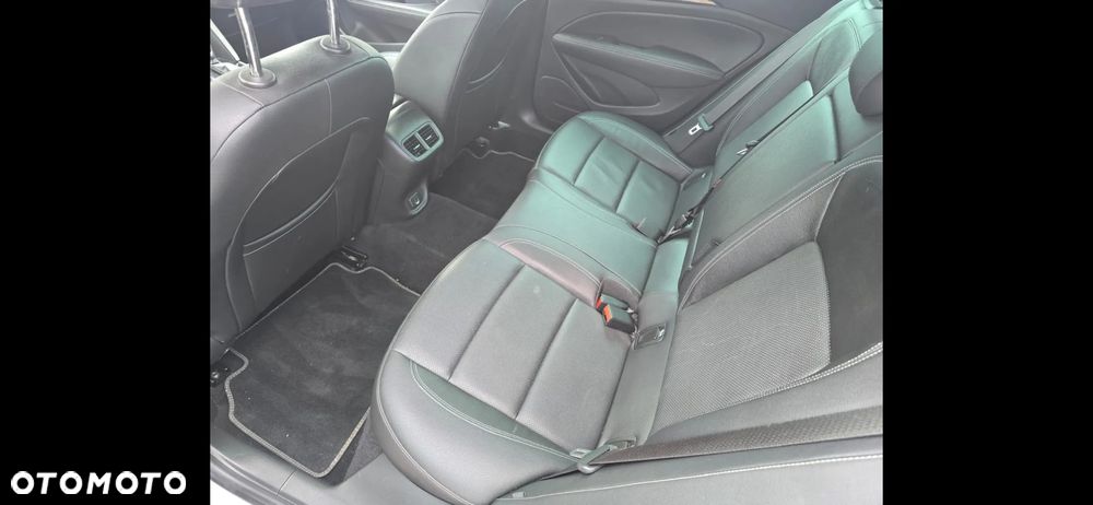 Opel Insignia 2.0 CDTI 4x4 Business Elegance S&S - 22