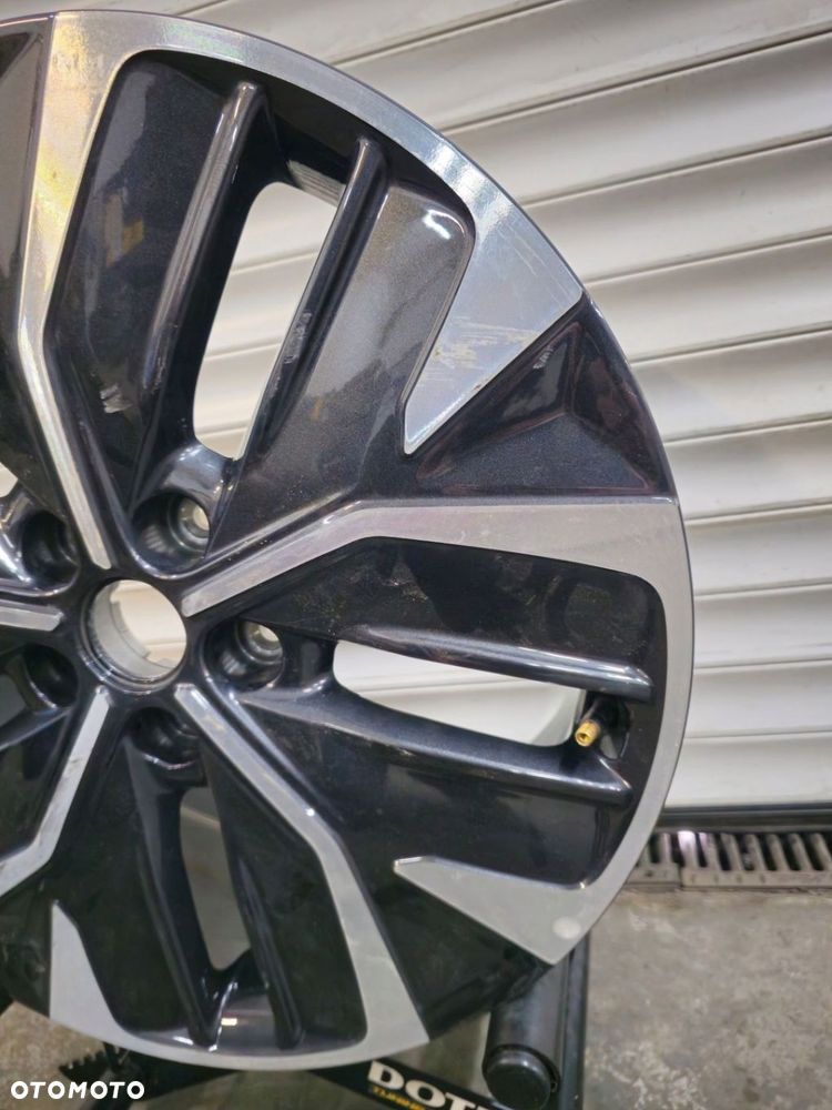 FELGA ALUMINIOWA KIA OE 52910-CV110 7,5x19 5x114,3 ET 54,5 - 3