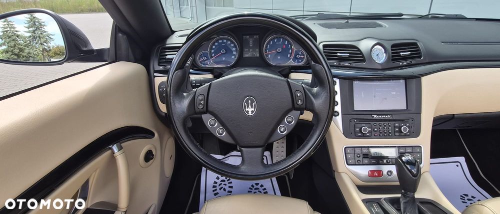 Maserati GranTurismo S Automatik - 29