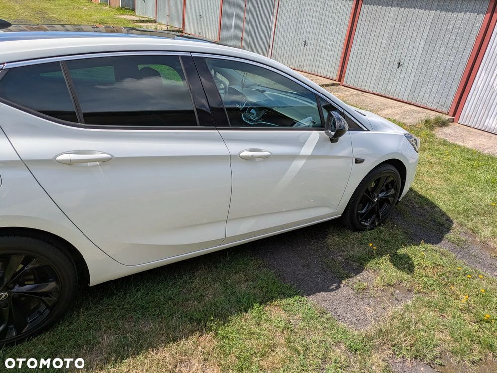 Opel Astra 1.6 T Elite S&S - 3