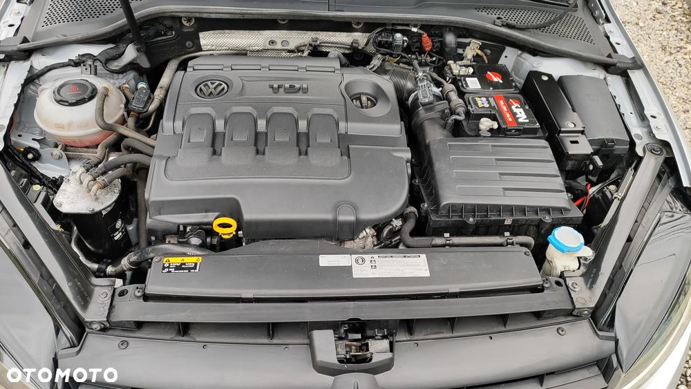 Volkswagen Golf 1.6 TDI BMT Comfortline - 20