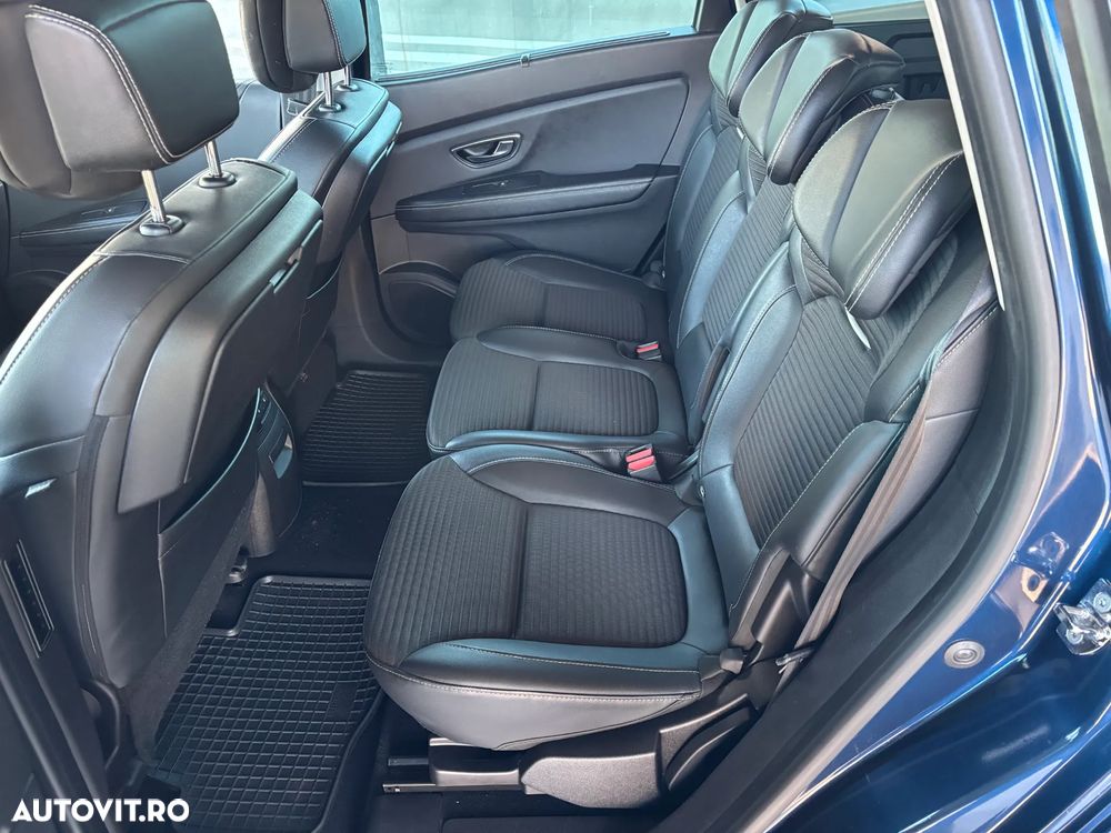 Renault Grand Scenic - 35