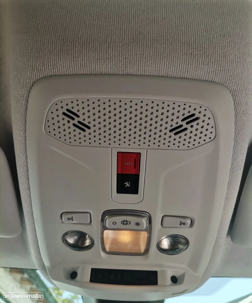 Peugeot 208 1.2 PureTech Active - 5