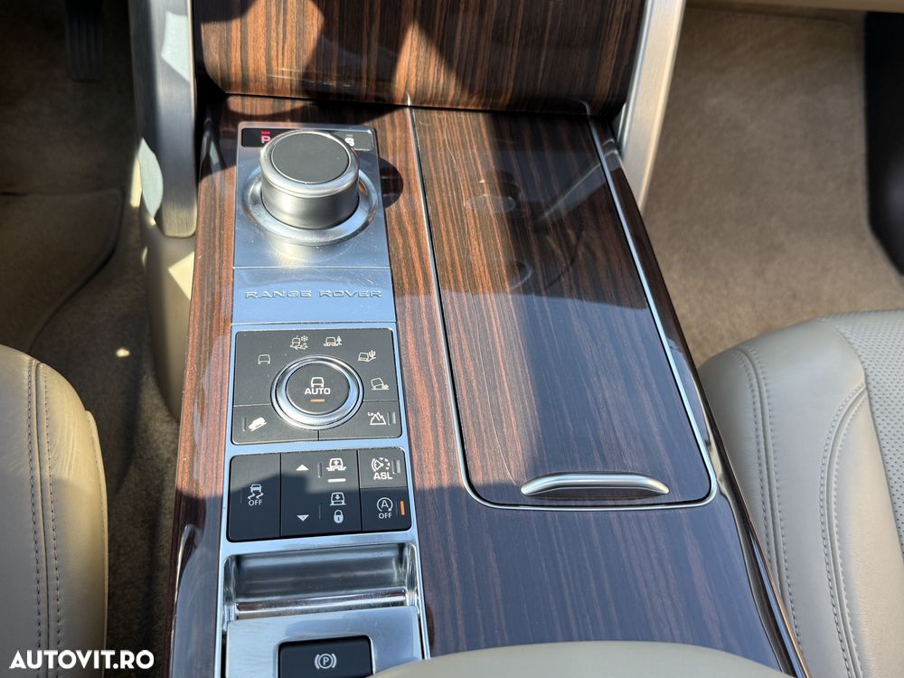 Land Rover Range Rover Vogue - 10