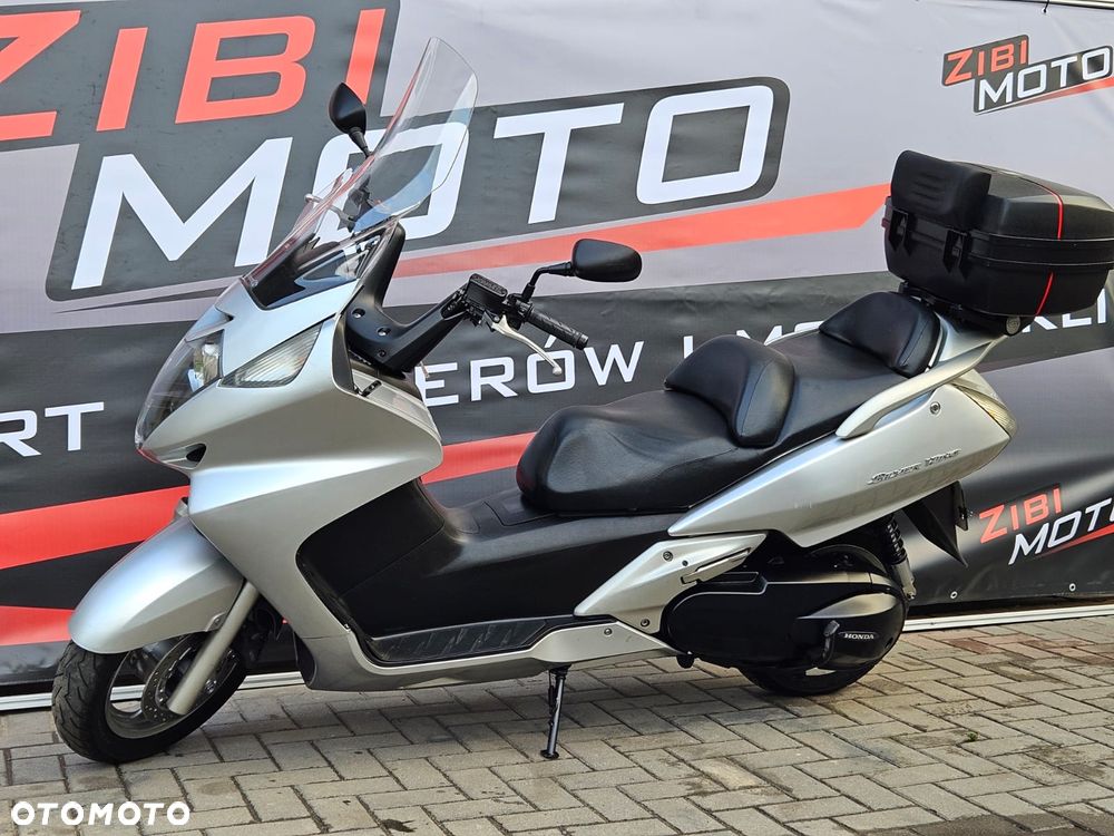 Honda Silver Wing - 1