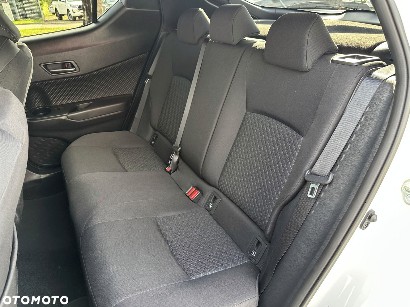 Toyota C-HR 1.8 Hybrid Style - 11