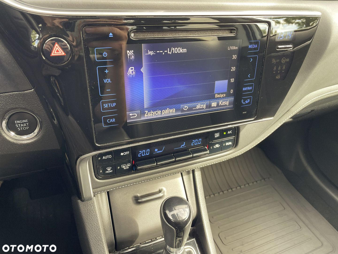 Toyota Corolla - 18