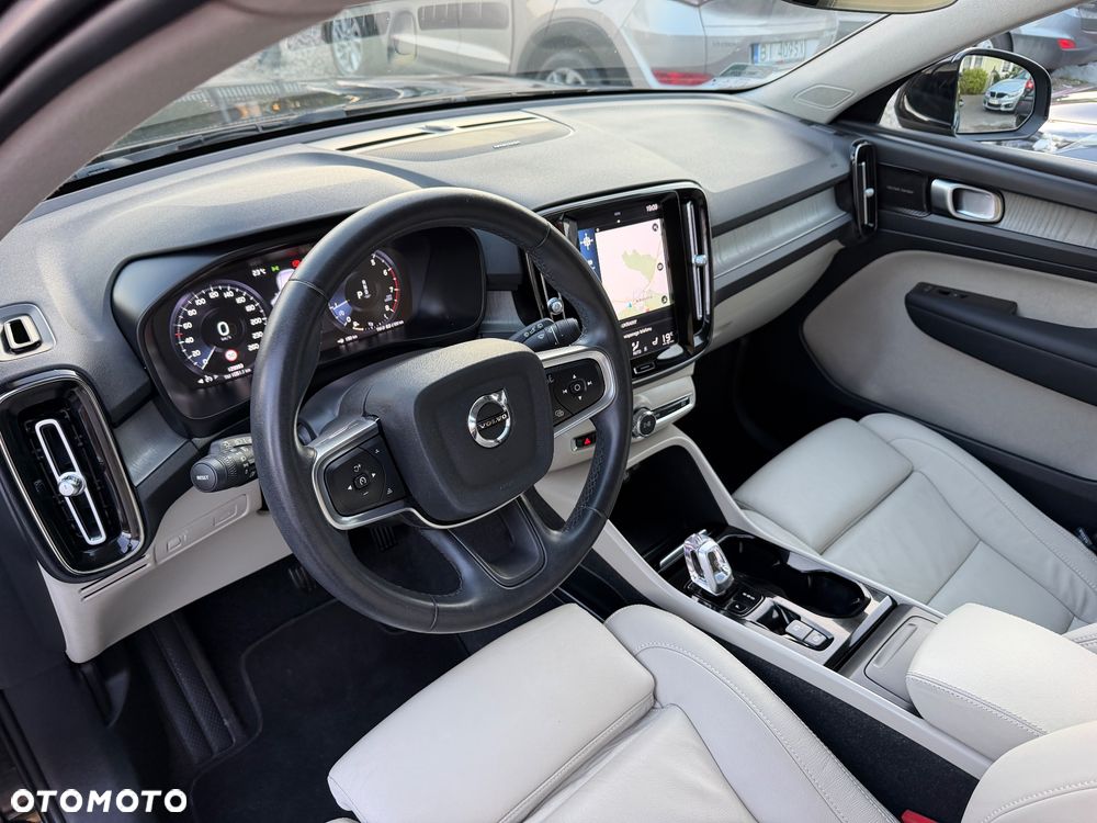 Volvo XC 40 T3 Inscription - 10
