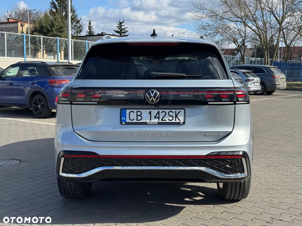 Volkswagen Tiguan - 13
